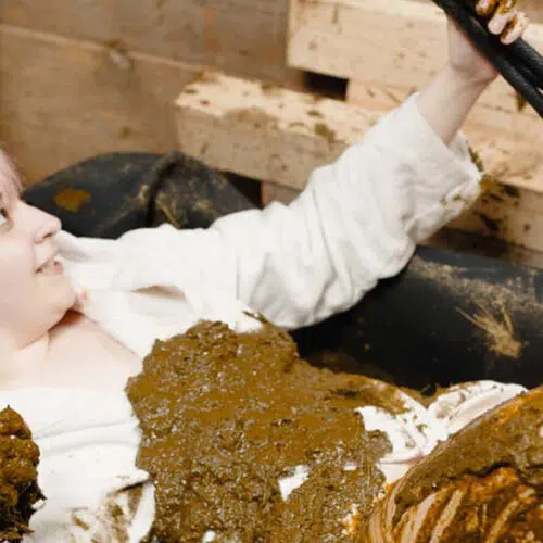 Lyndra Lynn - Manure Health Cure